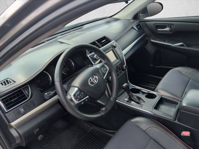 Used 2016 Toyota Camry SE FWD image 10
