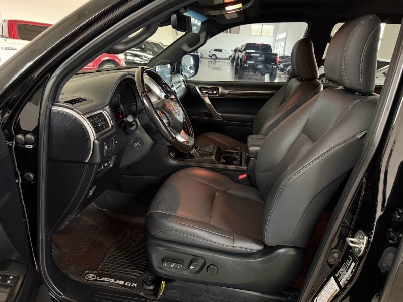 Used 2022 Lexus GX 460 Premium AWD/4WD image 16