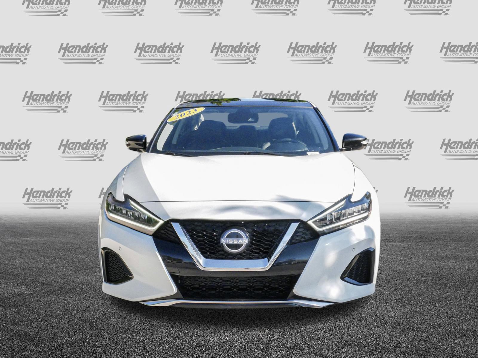 Used 2023 Nissan Maxima SL FWD image 3