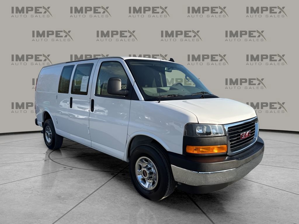 Used 2023 GMC Savana 2500 w/ Driver Convenience Package image 7