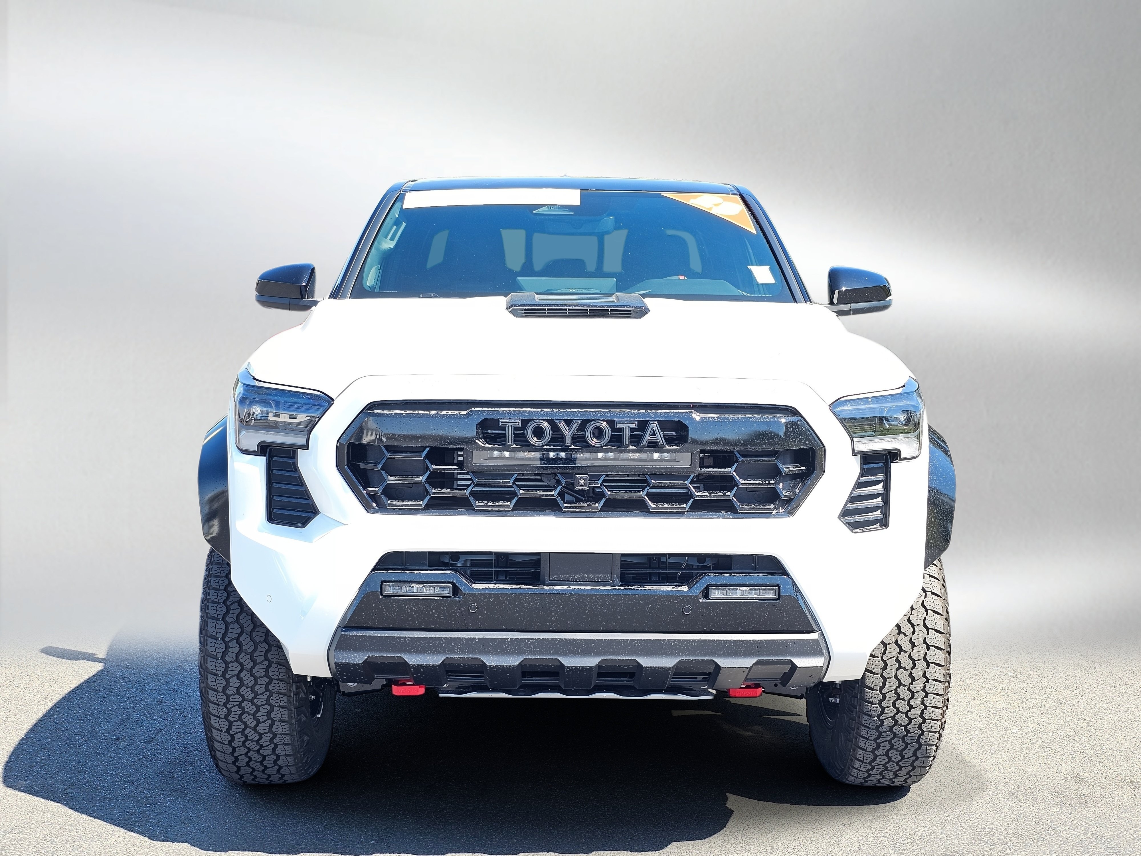 Used 2025 Toyota Tacoma TRD Pro AWD/4WD image 9