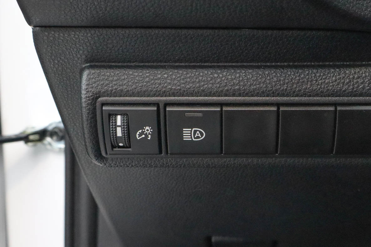 Used 2024 Toyota Corolla LE FWD image 15