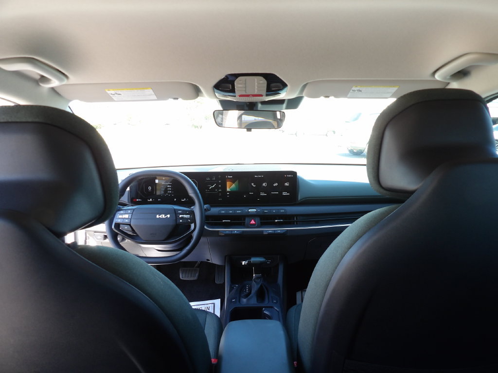 Certified 2025 Kia K4 EX FWD image 18