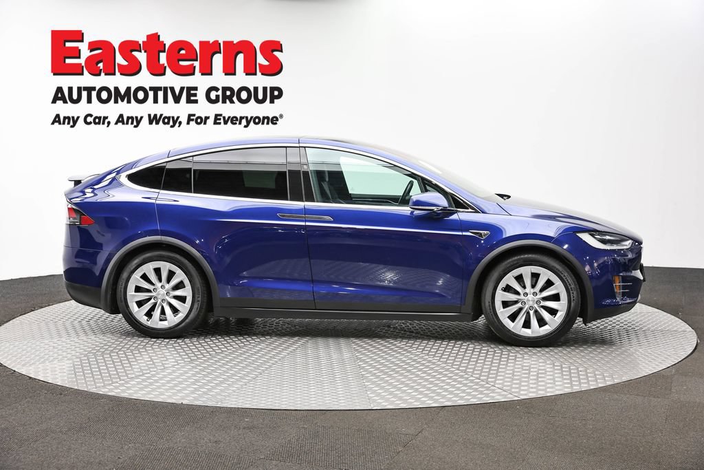 Used 2017 Tesla Model X 75D AWD/4WD image 4