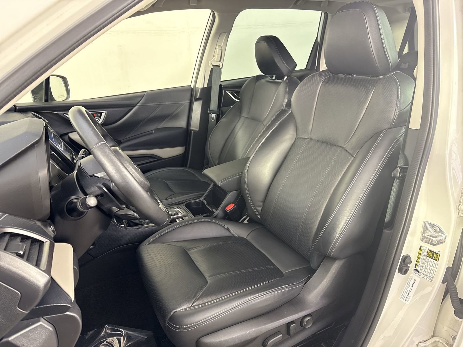 Used 2023 Subaru Forester Limited AWD/4WD image 19