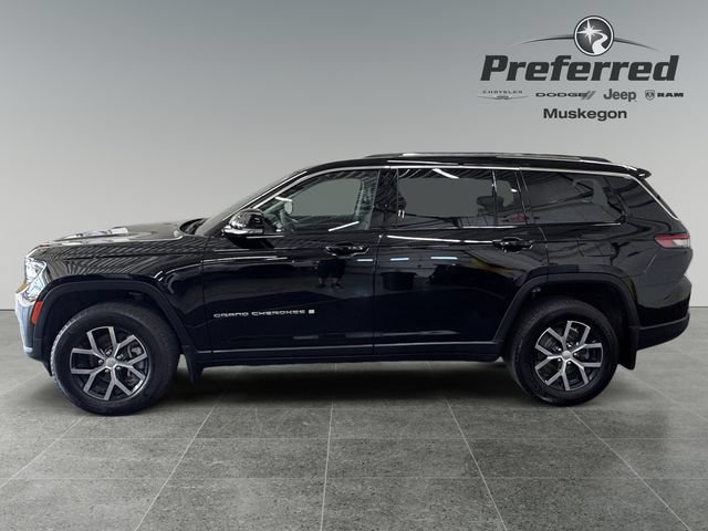 Used 2023 Jeep Grand Cherokee L Limited w/ MOPAR Finishing Package AWD/4WD image 9