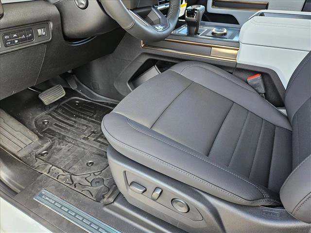 New 2025 GMC Hummer EV 2X image 4