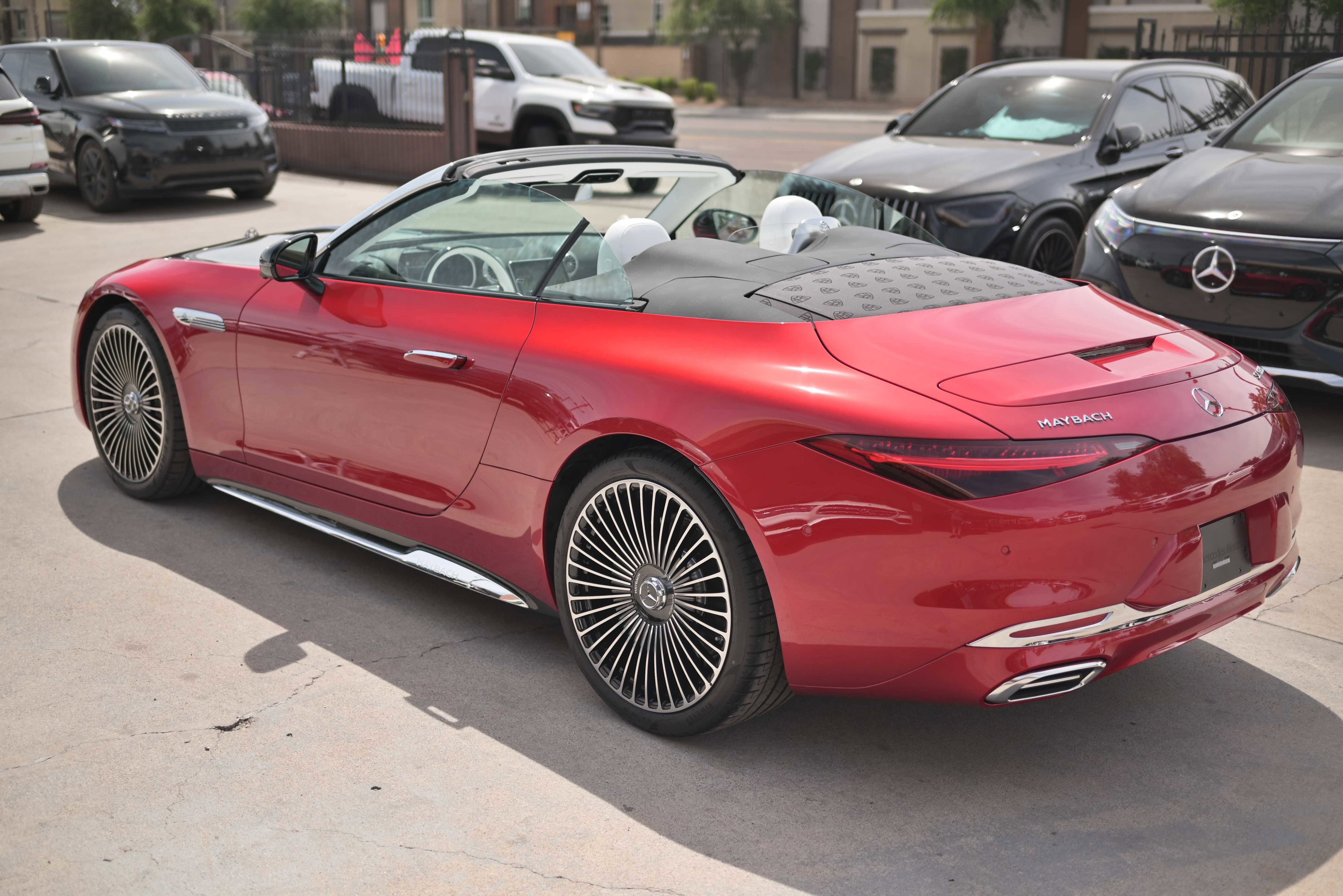 Used 2026 Mercedes-Benz Maybach SL 680 image 8
