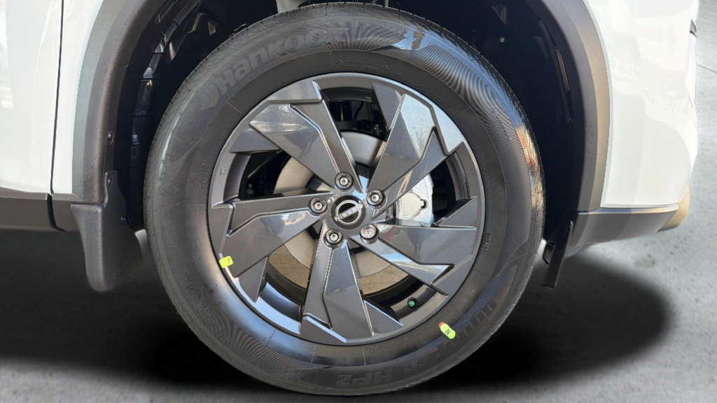 New 2026 Nissan Rogue SV AWD/4WD image 12