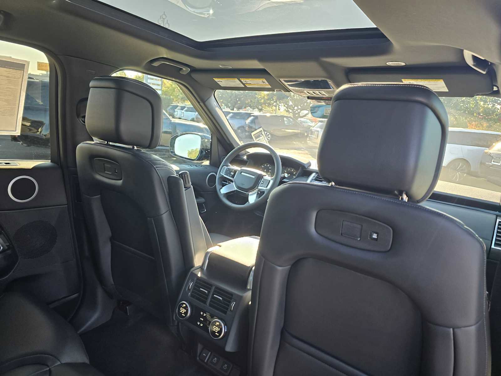 New 2025 Land Rover Discovery S image 15