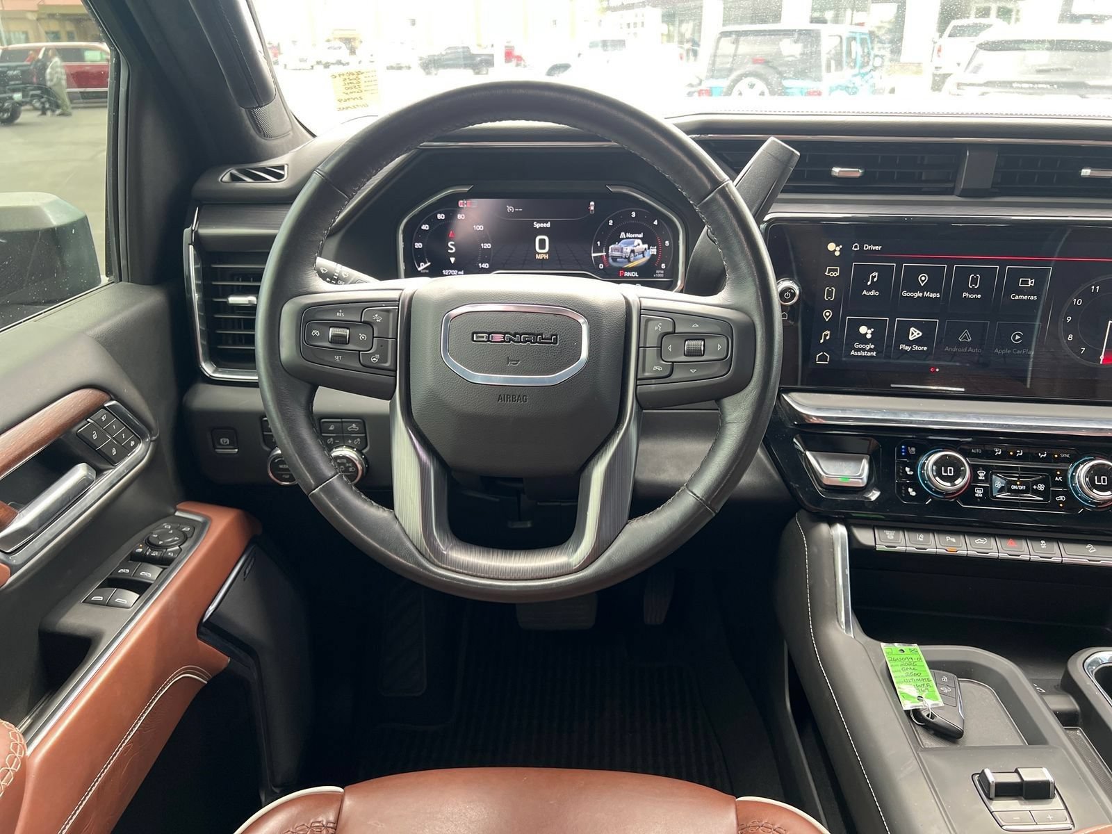 Used 2025 GMC Sierra 2500 Denali Ultimate AWD/4WD image 15