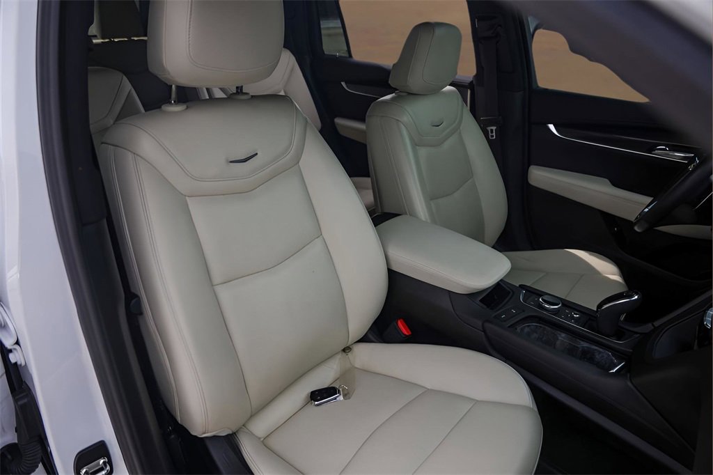 Certified 2023 Cadillac XT6 Sport w/ Technology Package image 34