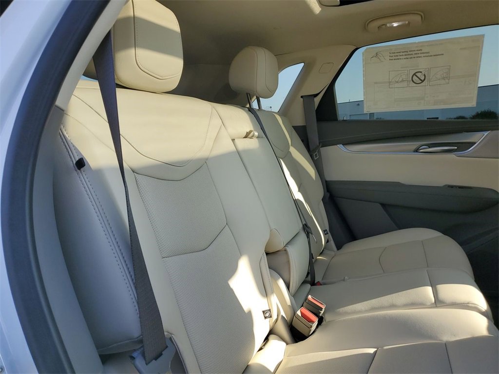New 2025 Cadillac XT5 Premium Luxury w/ Technology Package image 28