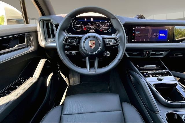 Used 2026 Porsche Cayenne image 8