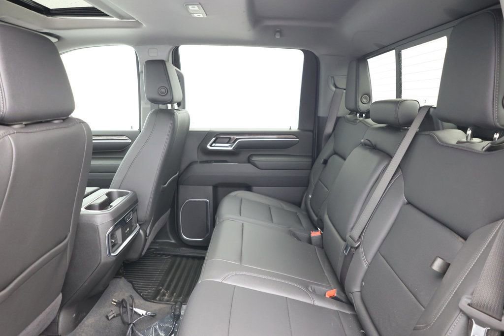 Used 2024 Chevrolet Silverado 3500 LTZ w/ LTZ Plus Package image 17