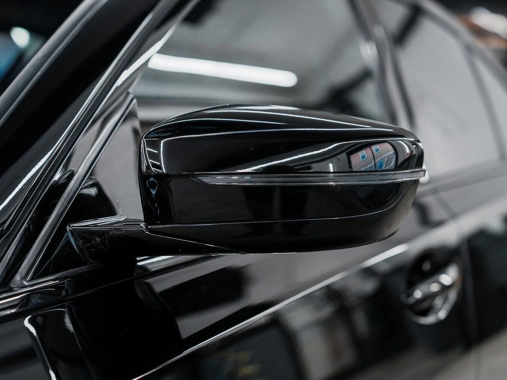 Used 2023 BMW 330e xDrive image 42