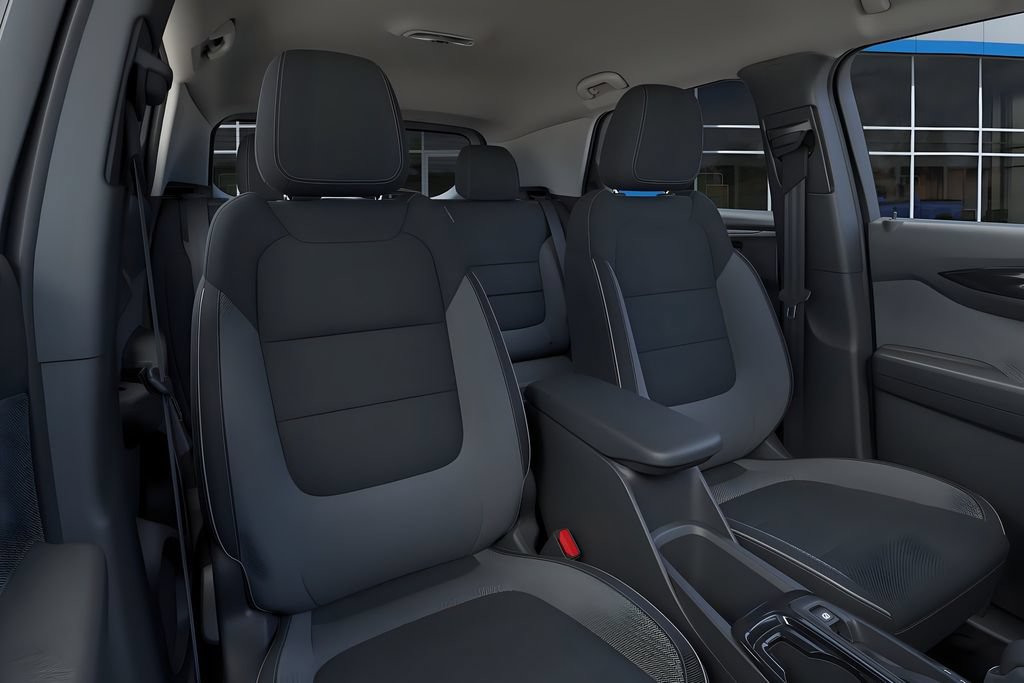 New 2026 Chevrolet TrailBlazer LT w/ LT Cold Weather Package FWD image 19
