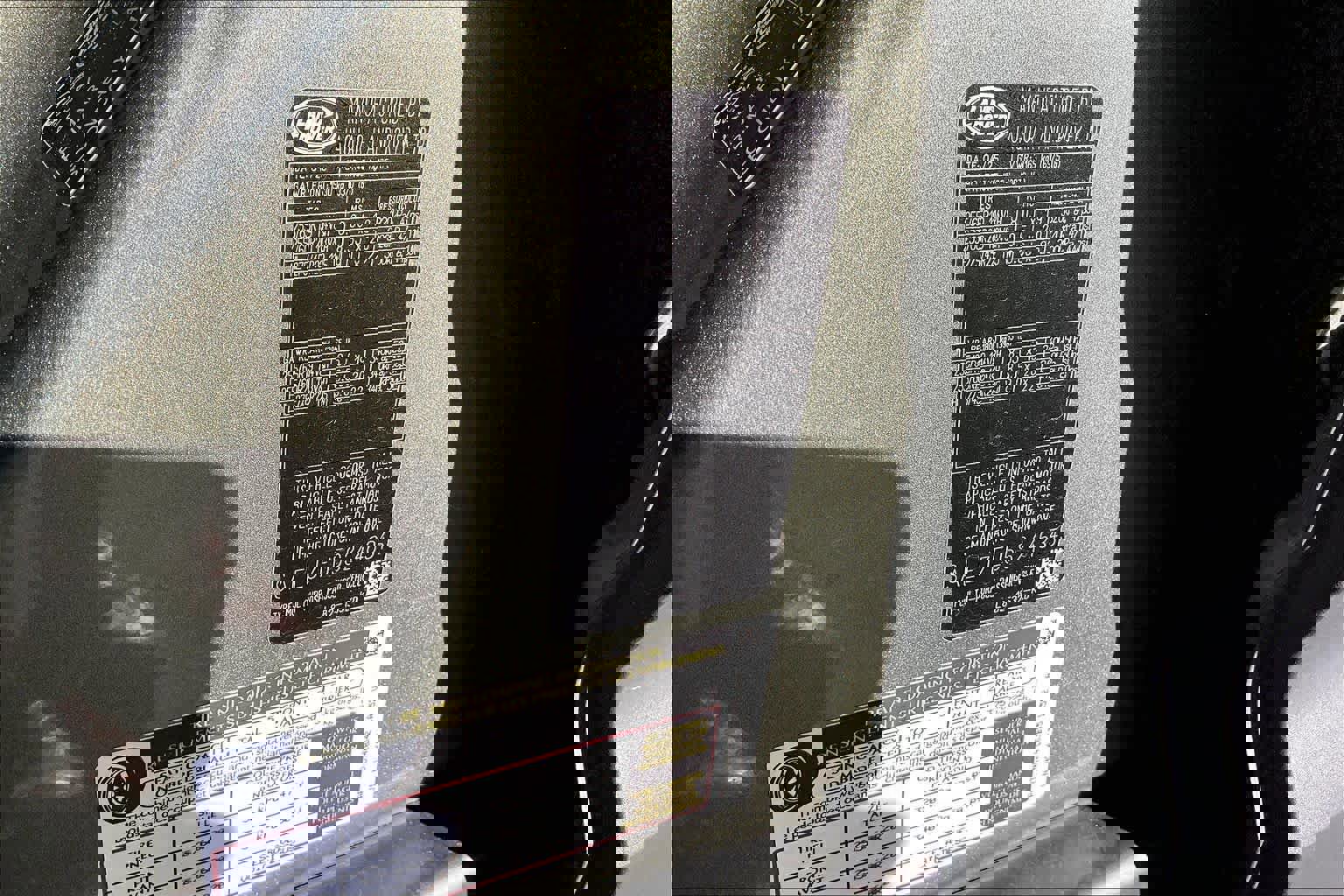 Used 2025 Land Rover Defender 110 S image 32