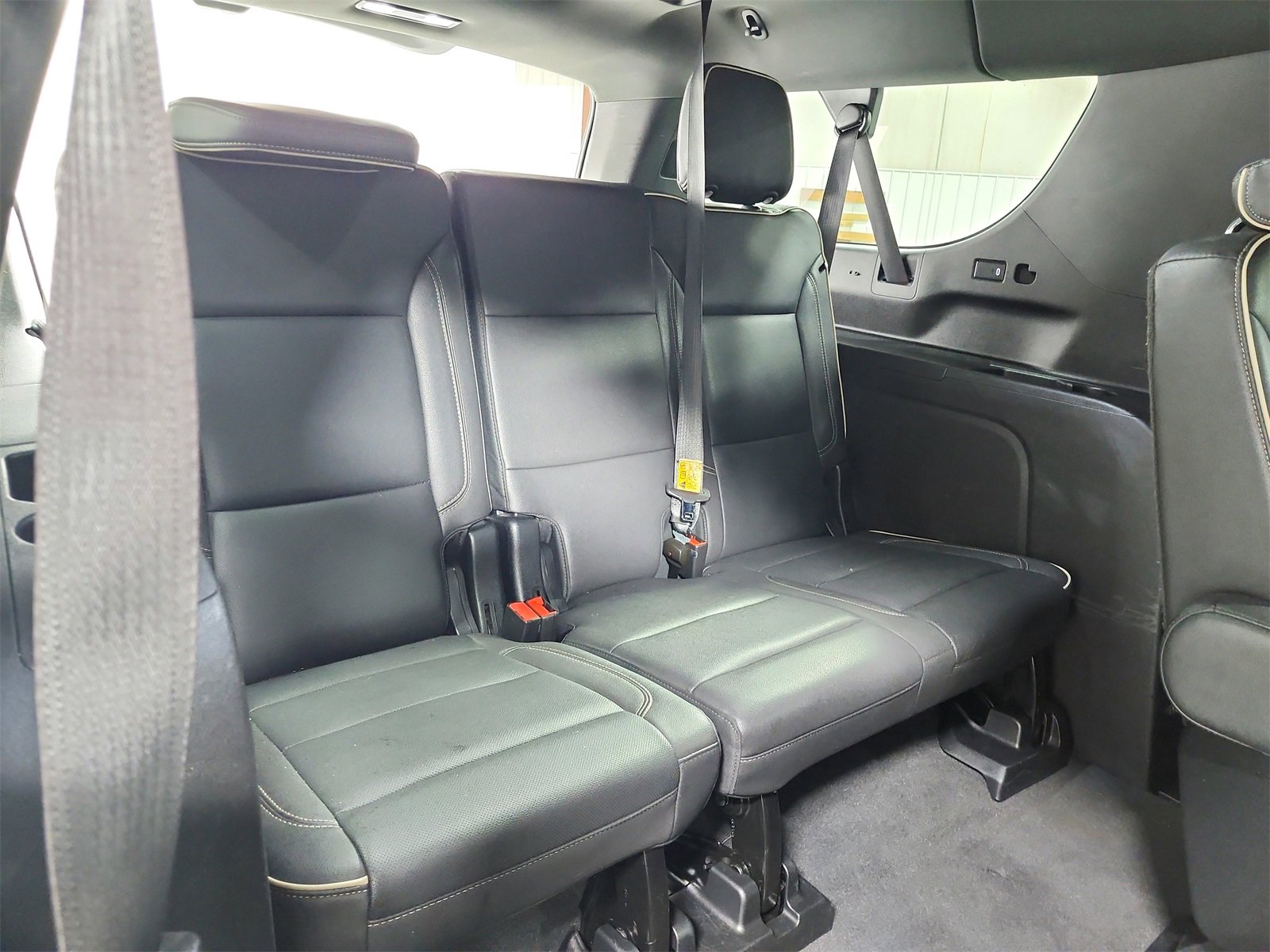 Used 2023 Chevrolet Suburban Premier image 46