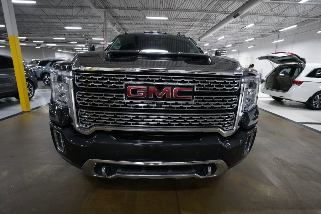 Used 2021 GMC Sierra 3500 Denali w/ Denali Ultimate Package image 11