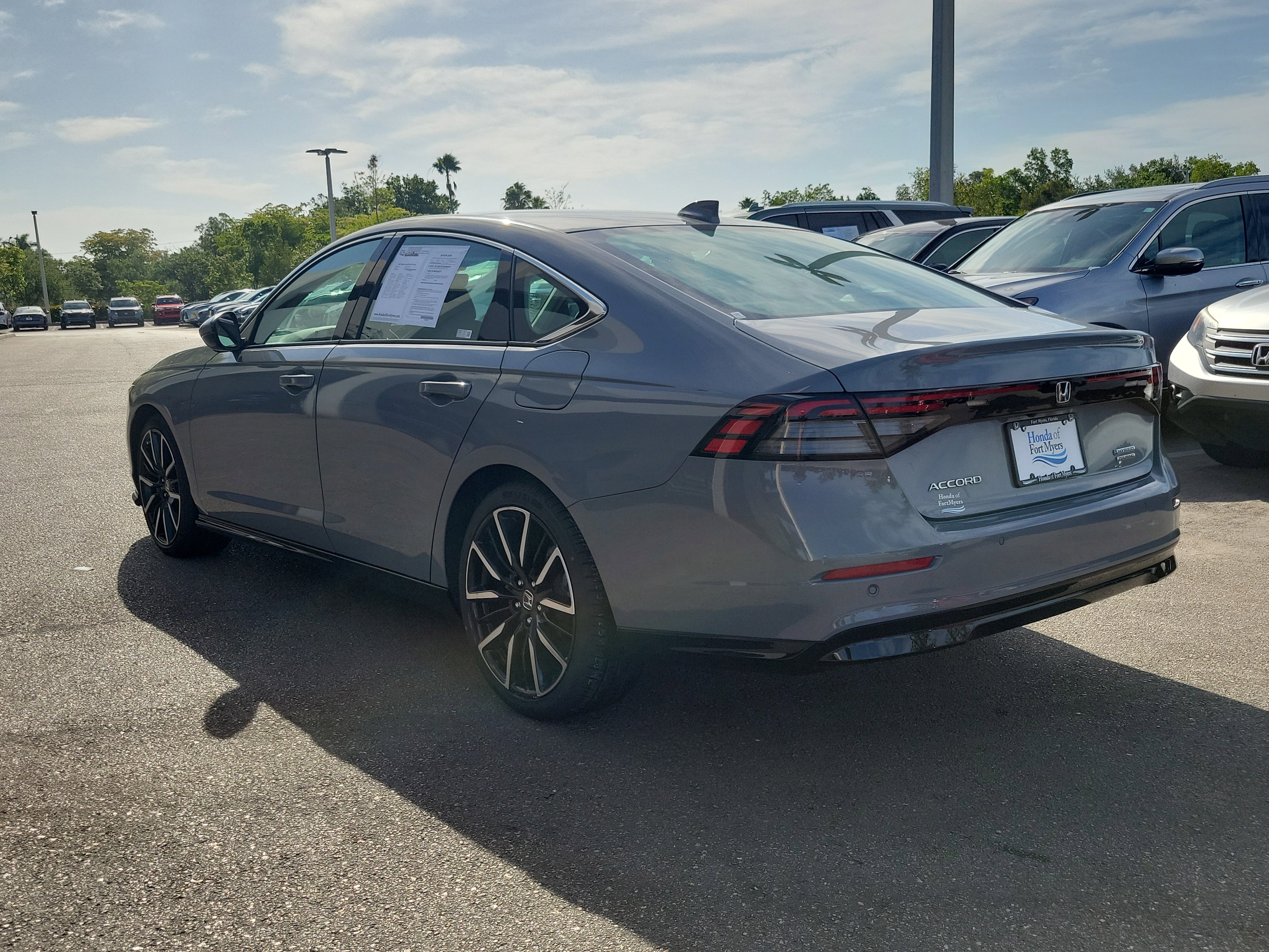 Used 2023 Honda Accord Touring image 4