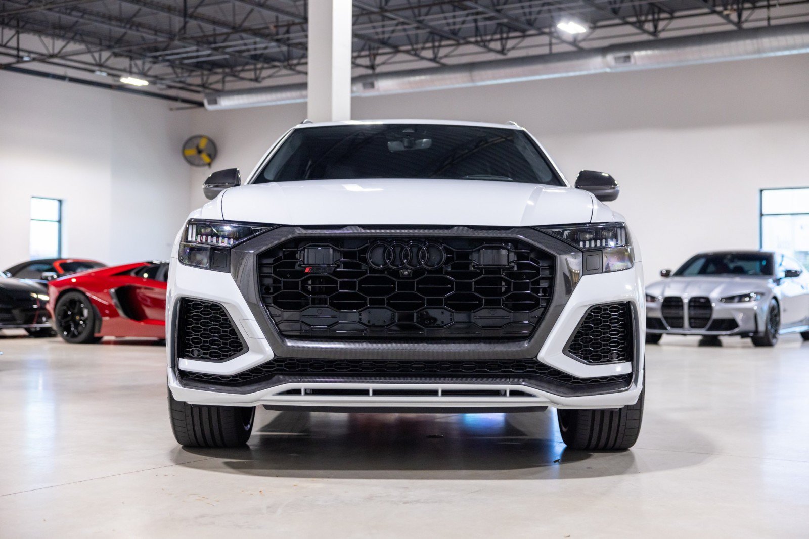 Used 2024 Audi RS Q8 AWD/4WD image 2