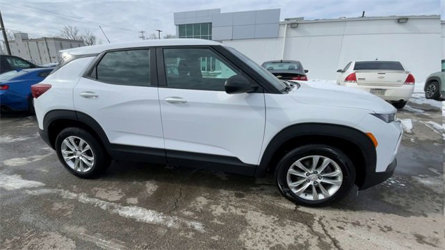 Used 2023 Chevrolet TrailBlazer LS image 3