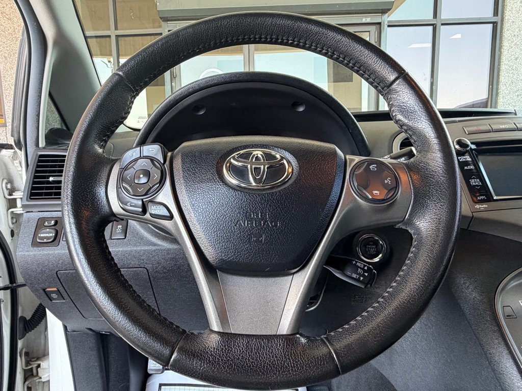Used 2013 Toyota Venza XLE w/ XLE Premium Pkg AWD/4WD image 7
