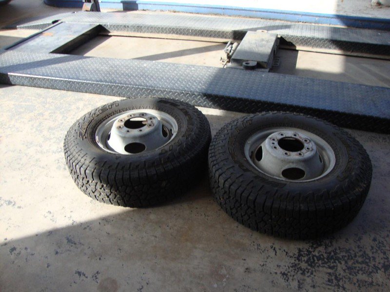 Used 2004 Ford F350 XL RWD image 12