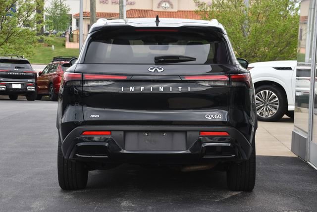 Certified 2023 INFINITI QX60 Luxe AWD/4WD image 9