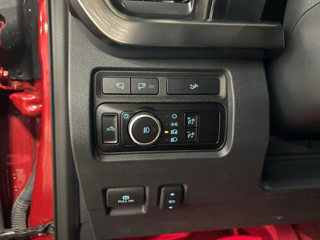 Used 2024 Ford F250 Lariat w/ Lariat Ultimate Package AWD/4WD image 10
