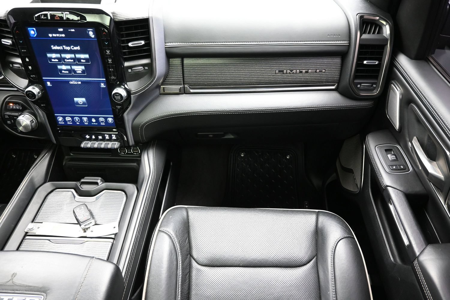 Used 2020 RAM 1500 Limited w/ Black Appearance Package AWD/4WD image 40