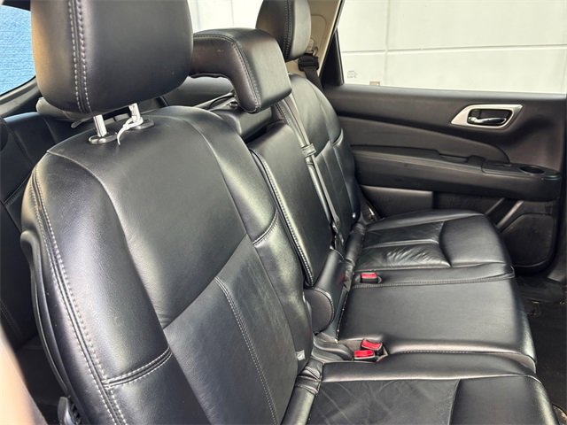 Used 2018 Nissan Pathfinder SL w/ SL Premium Package image 15