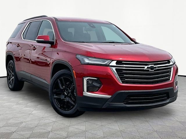 Used 2023 Chevrolet Traverse LT