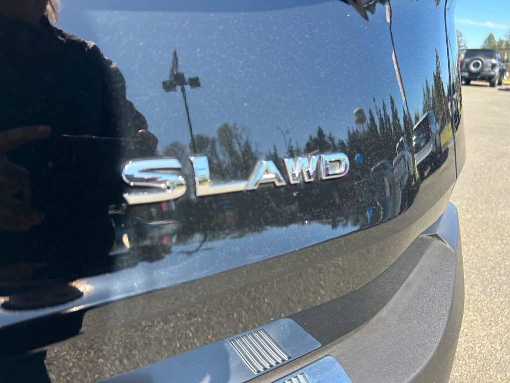 Used 2023 Nissan Rogue SL w/ SL Premium Package image 33