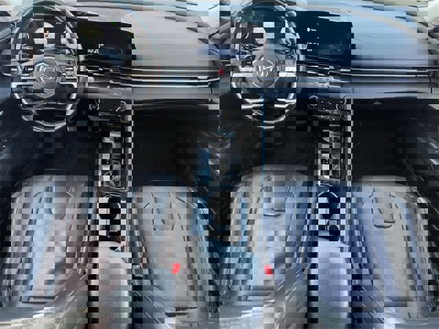 Used 2021 Hyundai Elantra Limited image 10