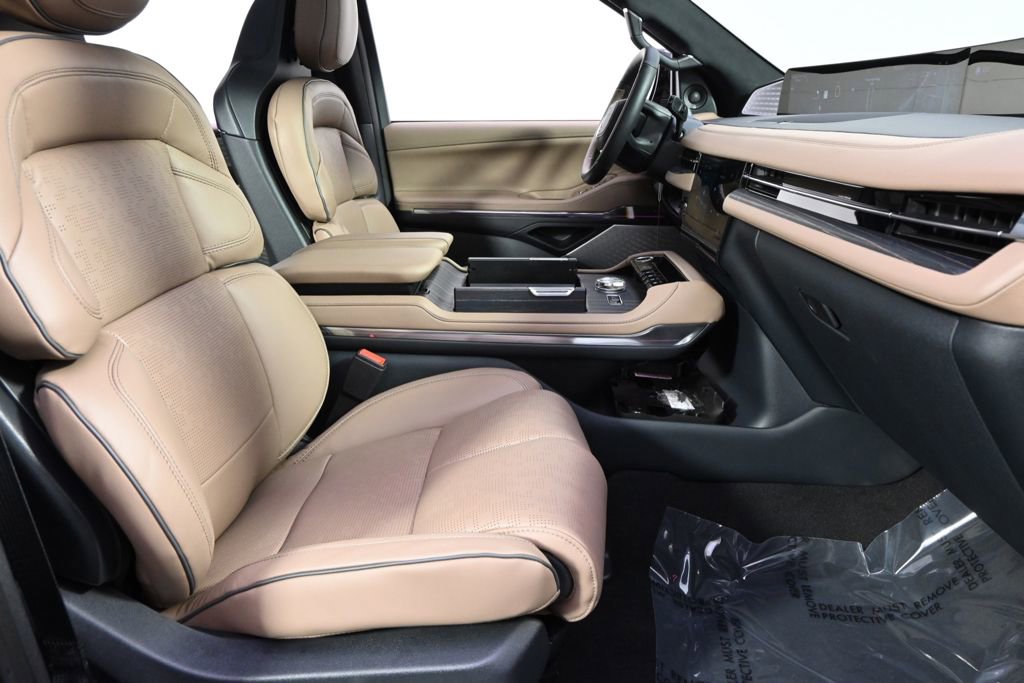 New 2026 Lincoln Navigator L Black Label image 16