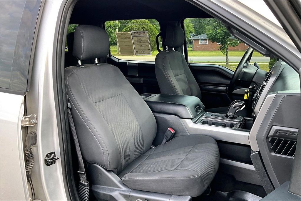 Used 2016 Ford F150 XLT w/ Equipment Group 302A Luxury AWD/4WD image 7