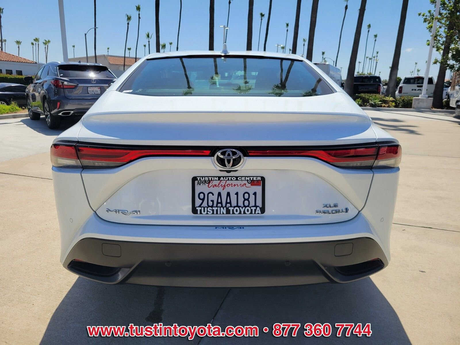 Certified 2023 Toyota Mirai w/ Advanced Technology Package RWD image 5