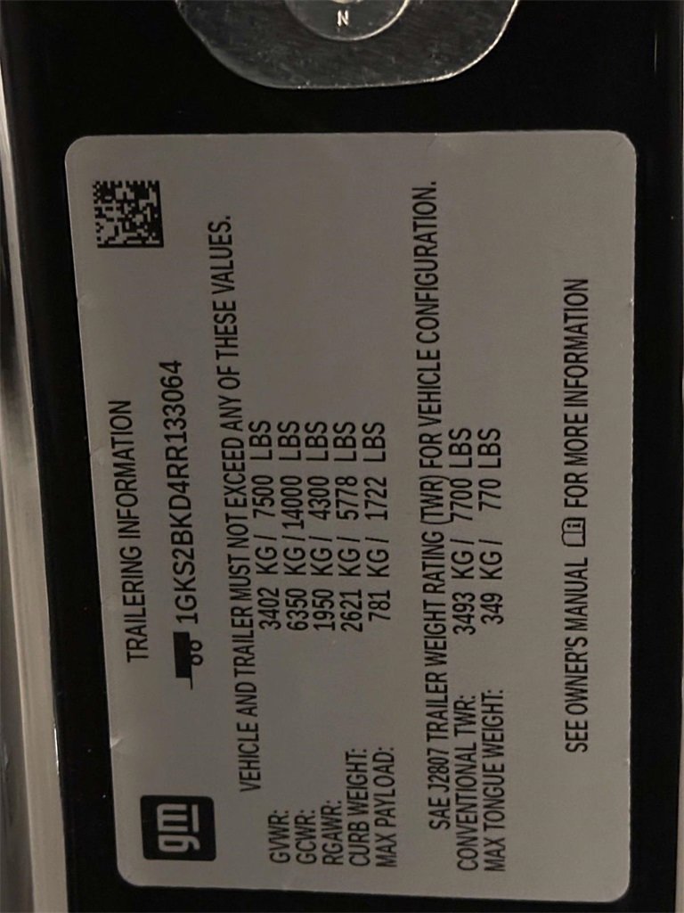 Used 2024 GMC Yukon SLT w/ SLT Luxury Package image 31