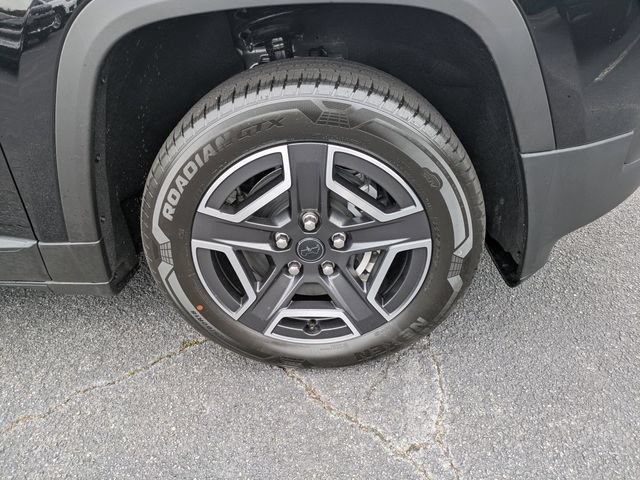 New 2026 Jeep Cherokee Laredo AWD/4WD image 11