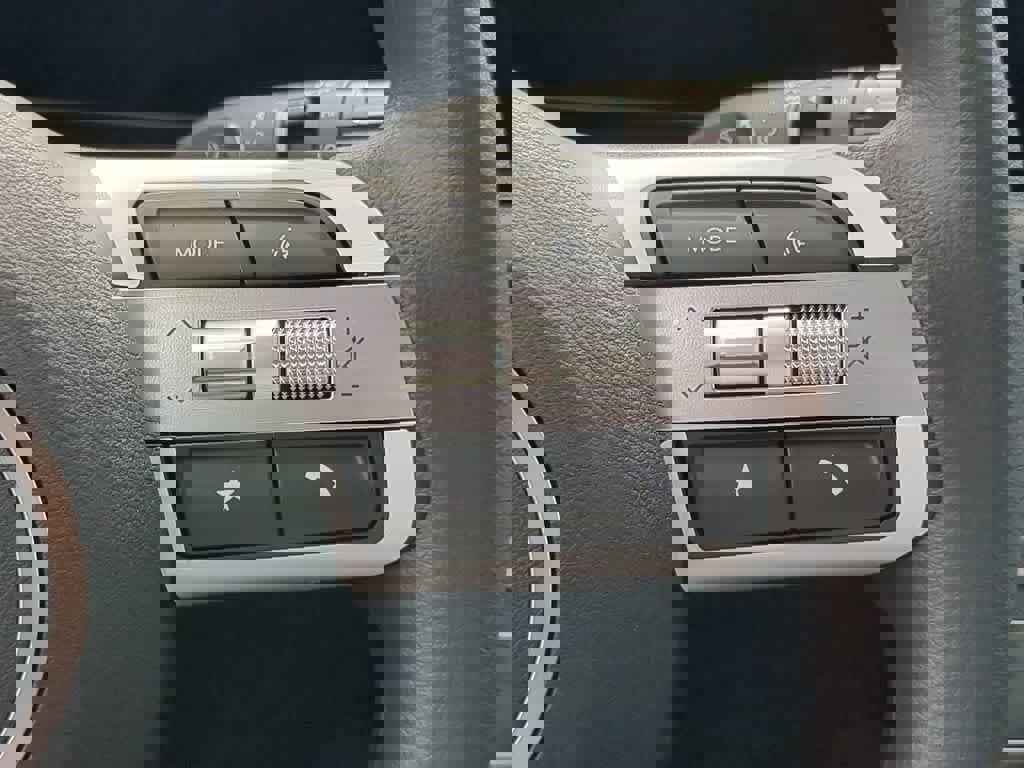 New 2026 Hyundai Tucson SE image 25