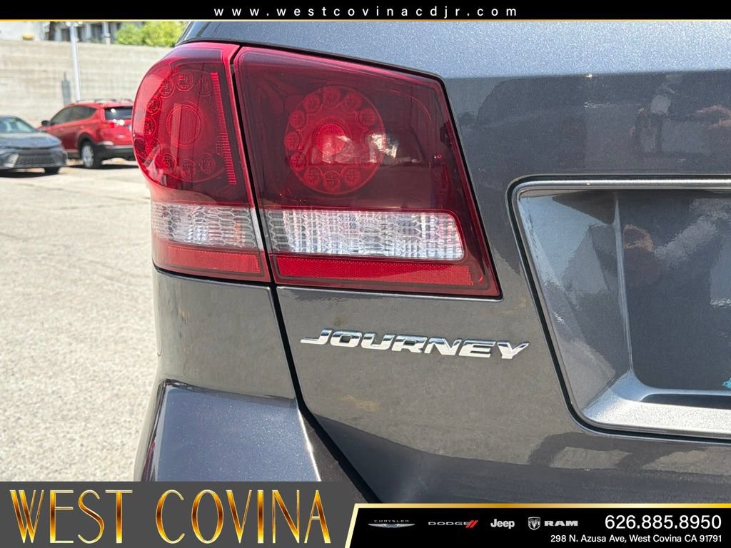 Used 2019 Dodge Journey Crossroad FWD image 14
