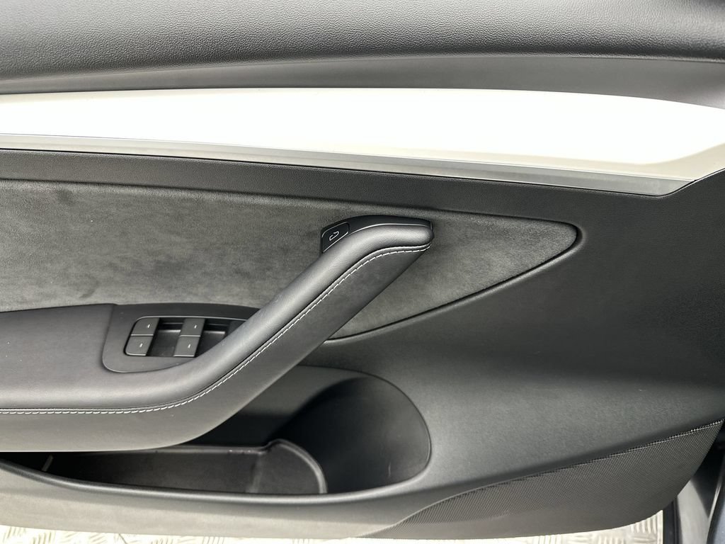 Used 2023 Tesla Model 3 Long Range AWD/4WD image 13