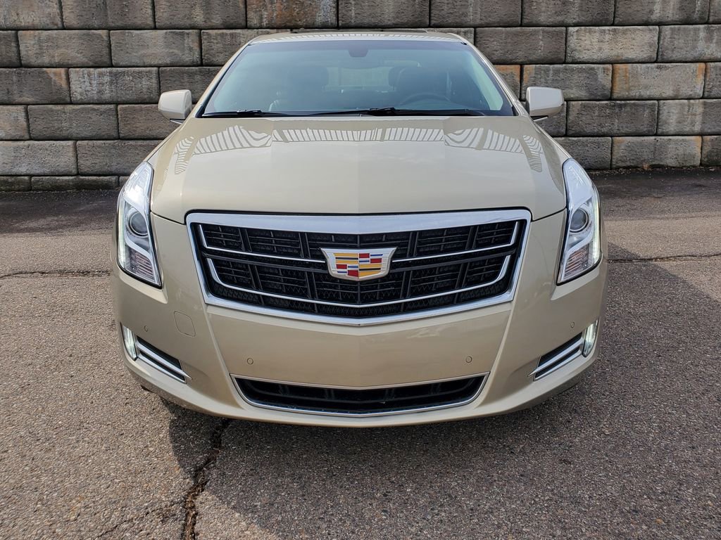 Used 2016 Cadillac XTS Luxury image 8