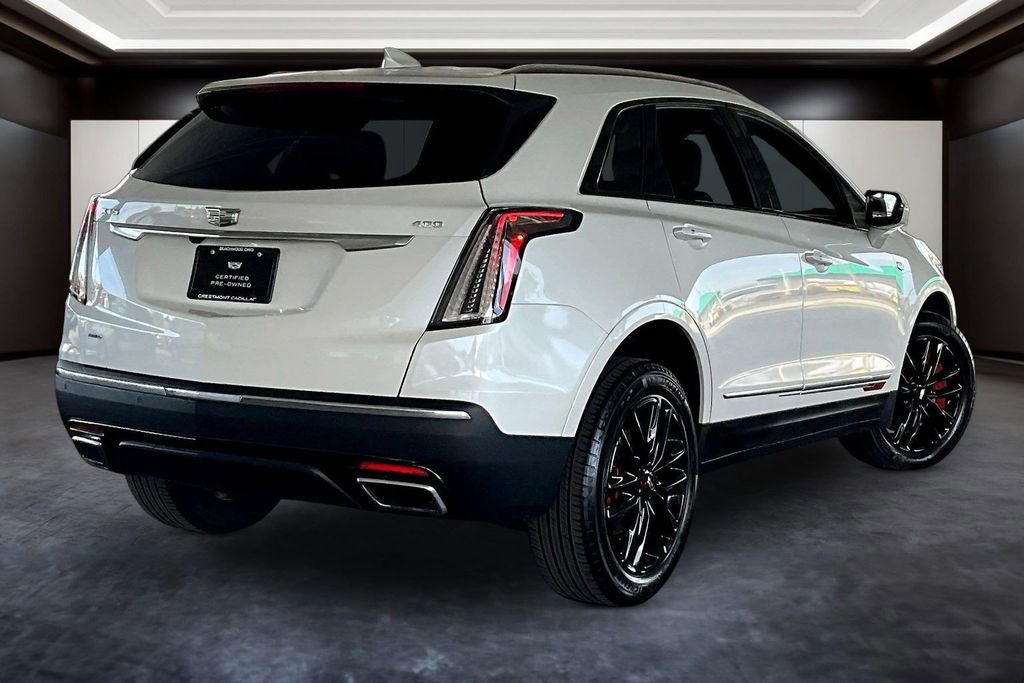 Certified 2024 Cadillac XT4 Premium Luxury AWD/4WD image 6