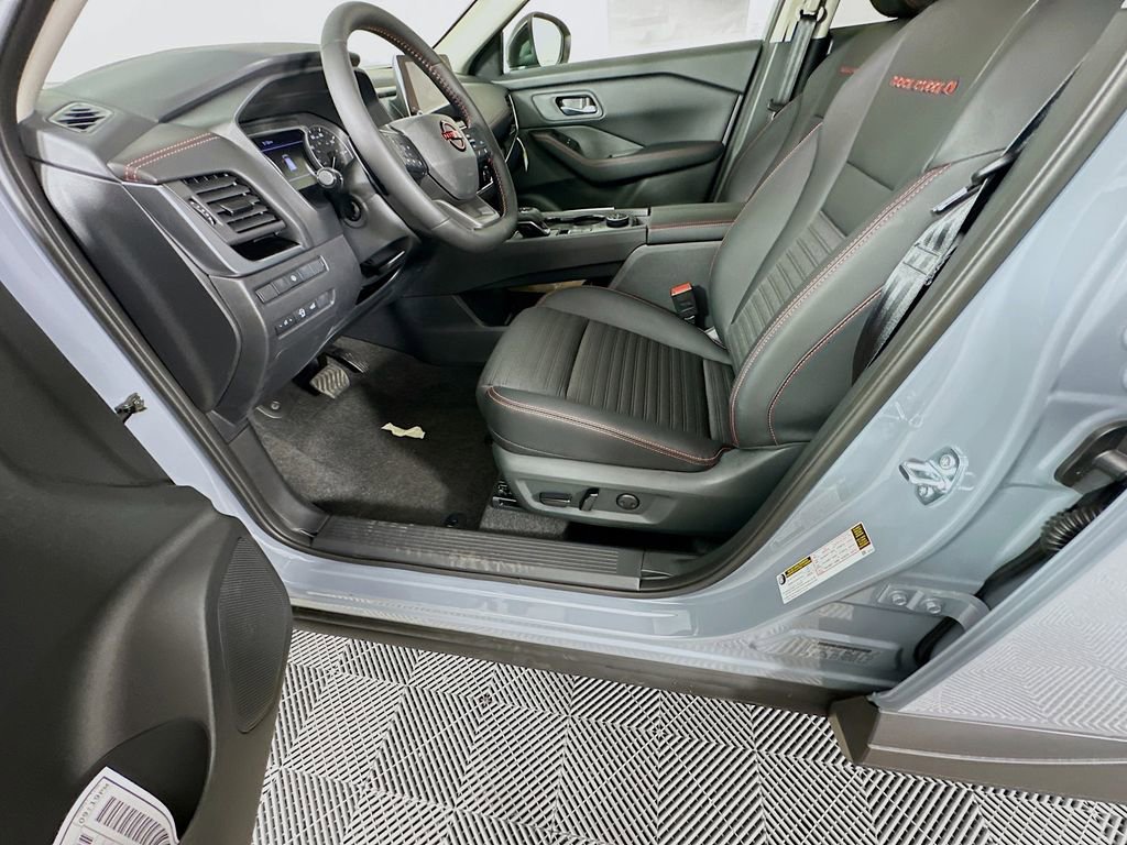 New 2026 Nissan Rogue SV image 26