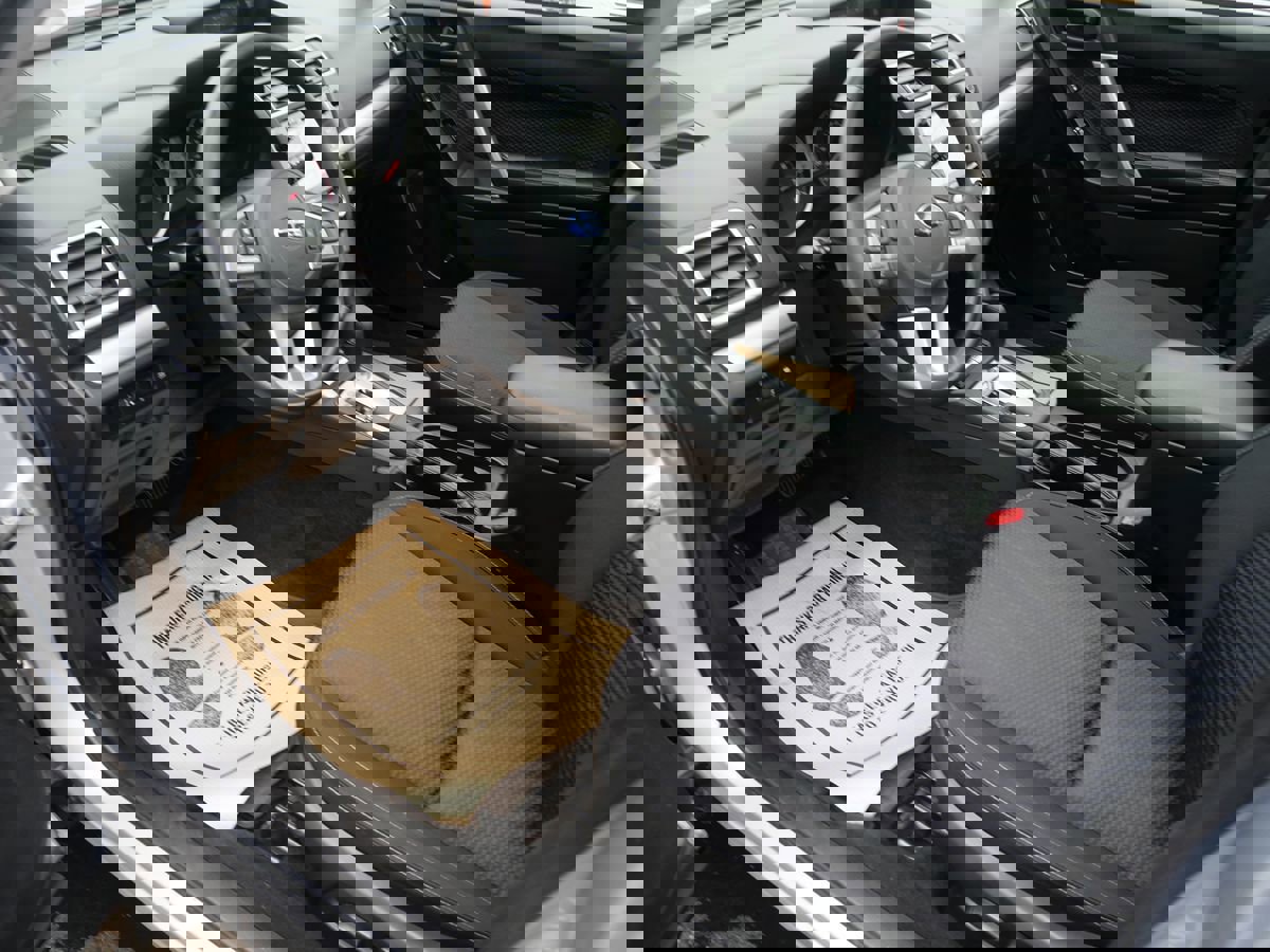 Used 2017 Subaru Forester 2.5i Premium w/ All-Weather Package image 9