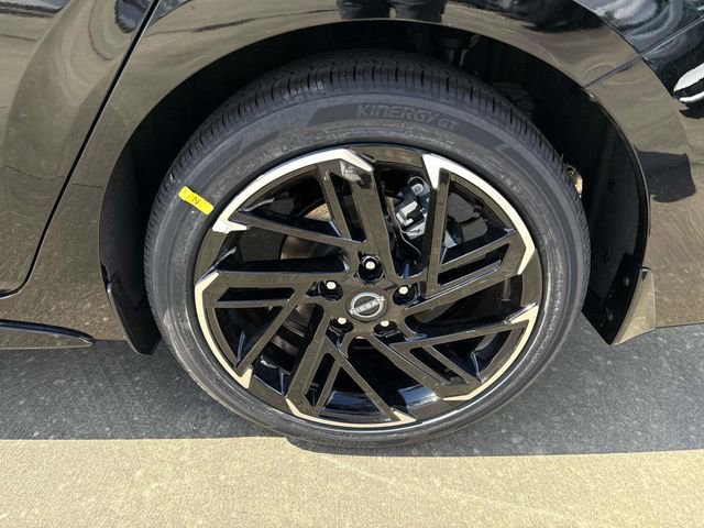 New 2026 Nissan Sentra SR w/ SR Premium Package image 5