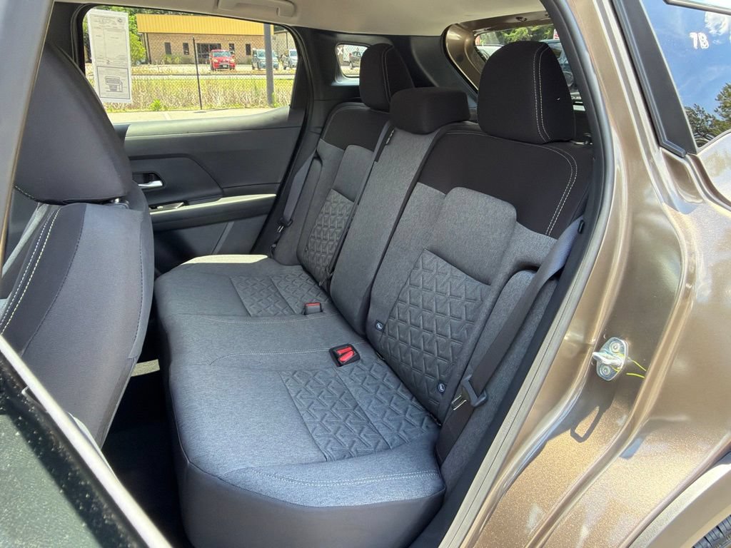 New 2026 Nissan Kicks SV w/ Cold Weather Package AWD/4WD image 17